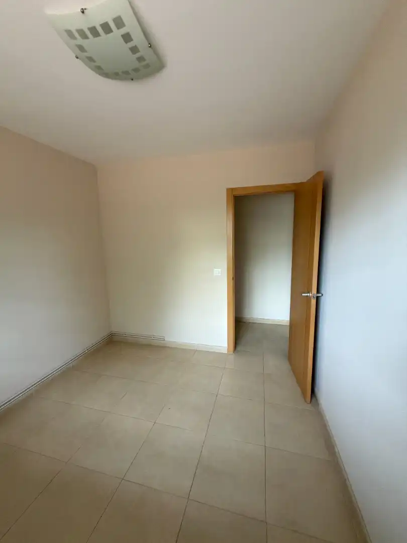 Habitación de Piso en venta en Paterna con Aire acondicionado, Terraza y Trastero