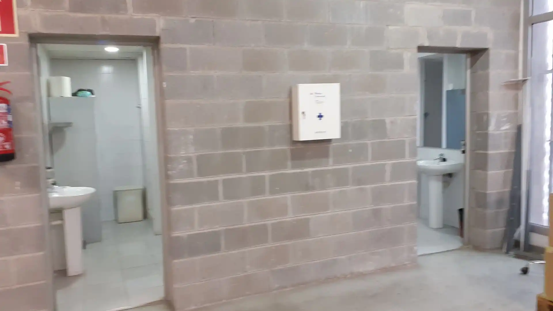 Fabrikhallen zum Verkauf in L'Hospitalet de Llobregat