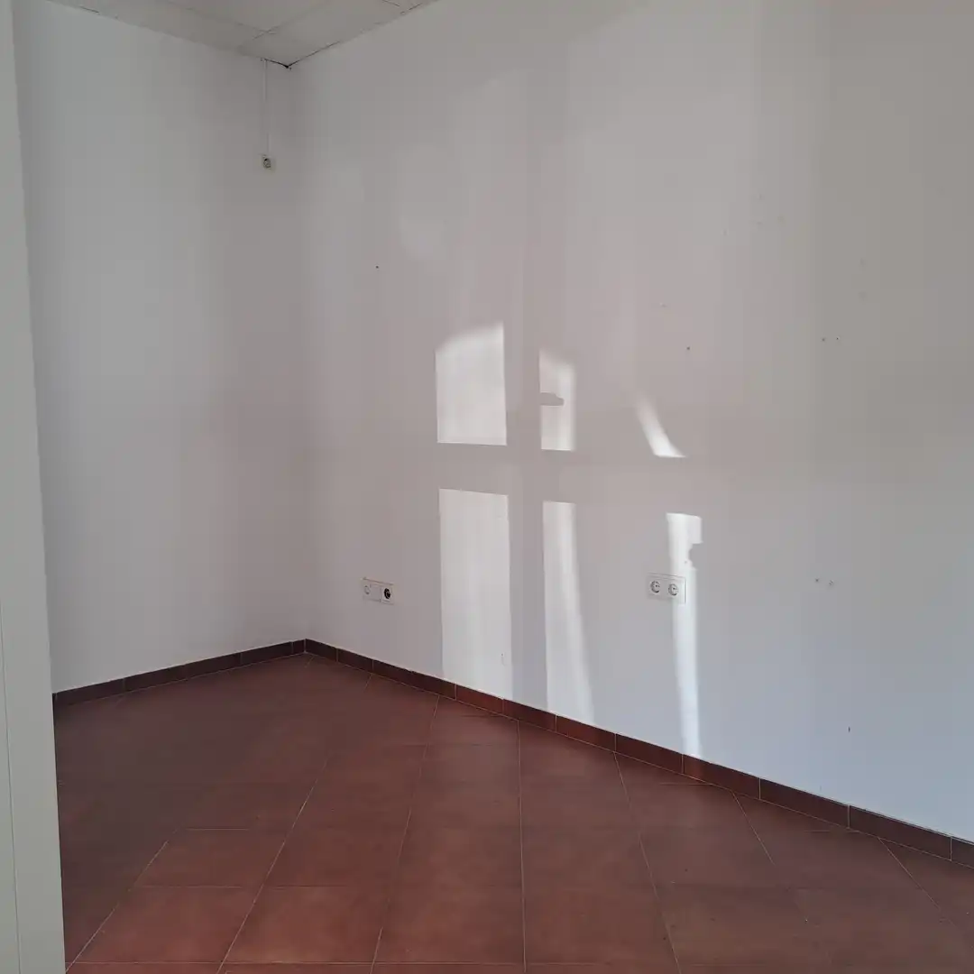 Gewerbefläche zur Miete in Avenida Ramón y Cajal S/N, imagen 9