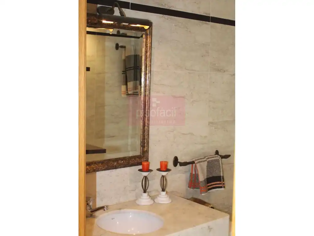 Baño de Apartamento en venta en Lugo