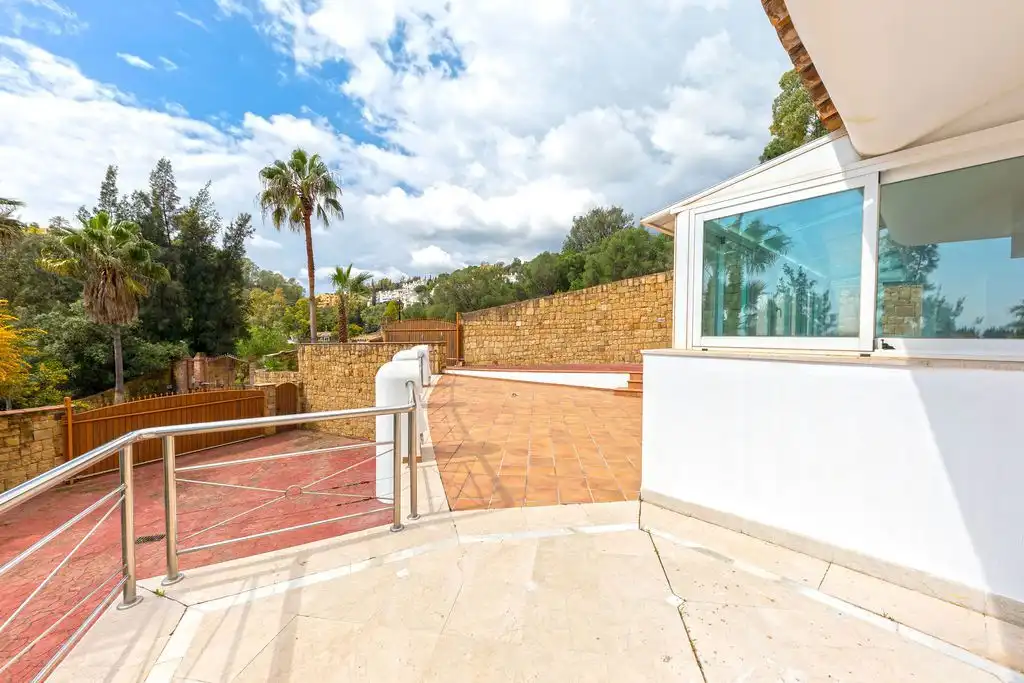 Jardín de Casa o chalet en venta en Benahavís con Aire acondicionado, Calefacción y Jardín privado