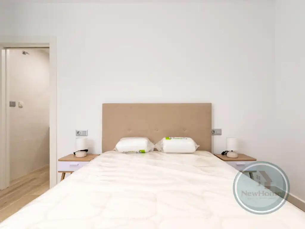 Habitación de Piso de alquiler en Elche / Elx con Aire acondicionado, Terraza y Piscina comunitaria