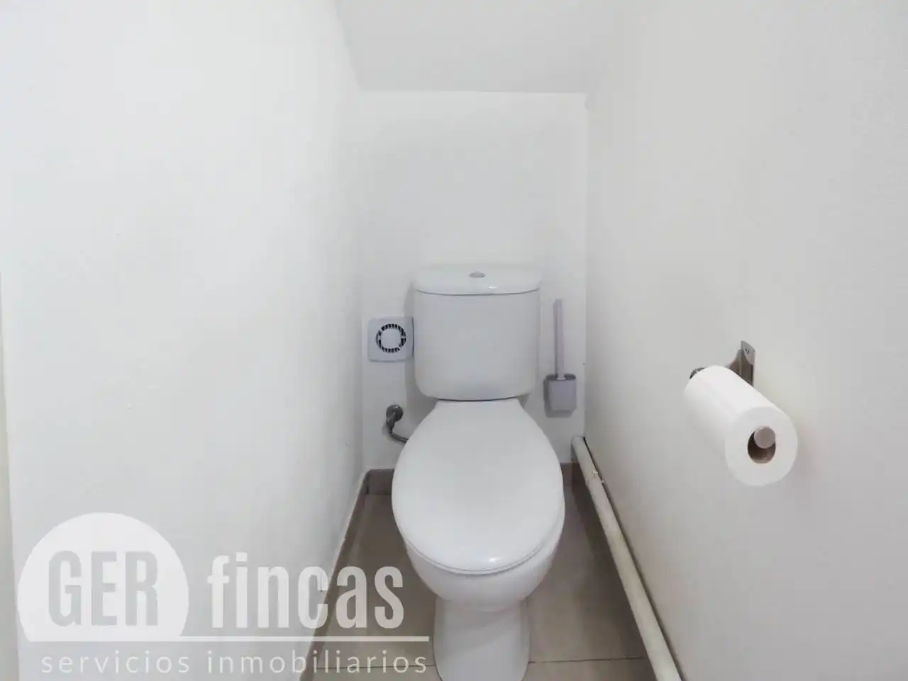 Badezimmer von Maisonette zum Verkauf in Terrassa mit Klimaanlage, Heizung und Parkett