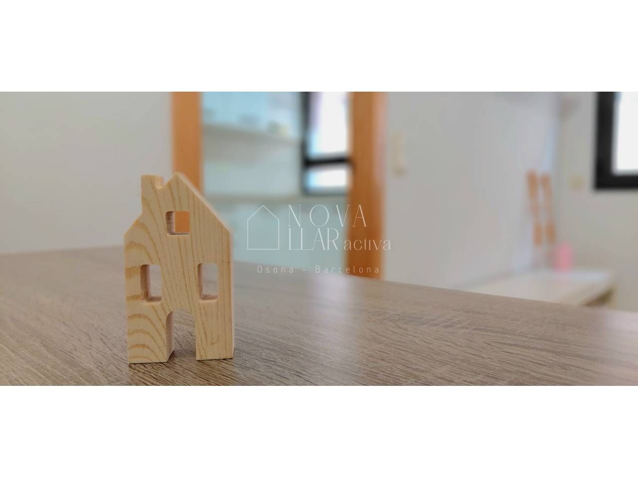 Vista exterior de Dúplex en venda en Centelles amb Calefacció, Terrassa i Balcó