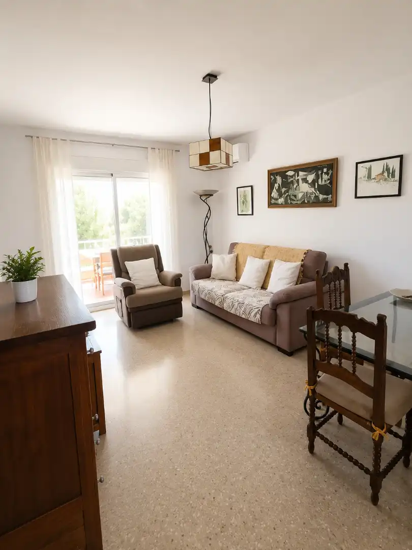 Sala d'estar de Pis en venda en Pizarra amb Aire condicionat, Terrassa i Moblat