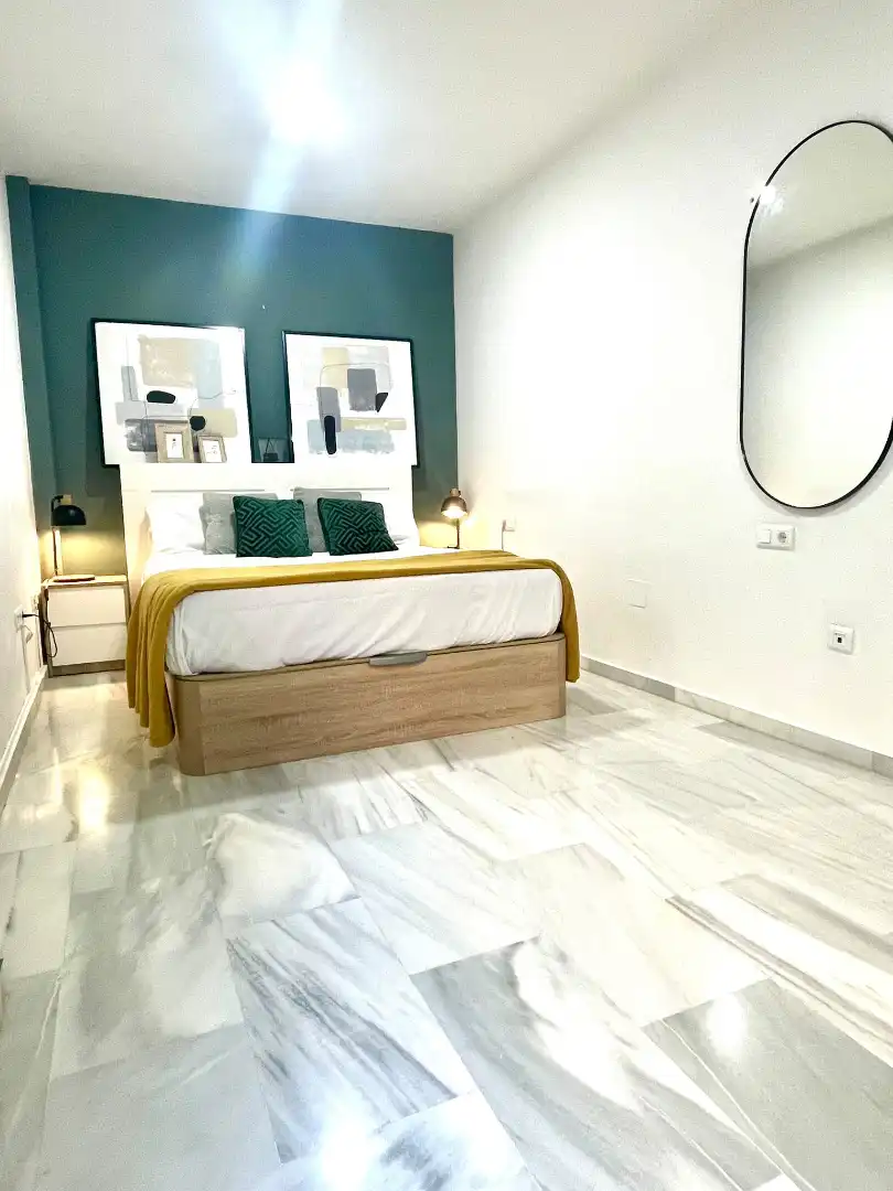 Schlafzimmer von Wohnung zur Miete in Centro