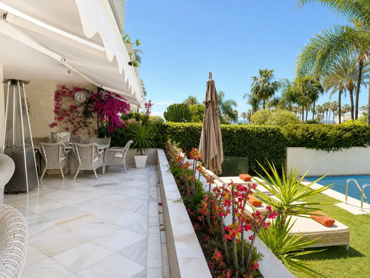 Wohnung mit Aufzug zum Verkauf in Nueva Andalucía, imagen 4