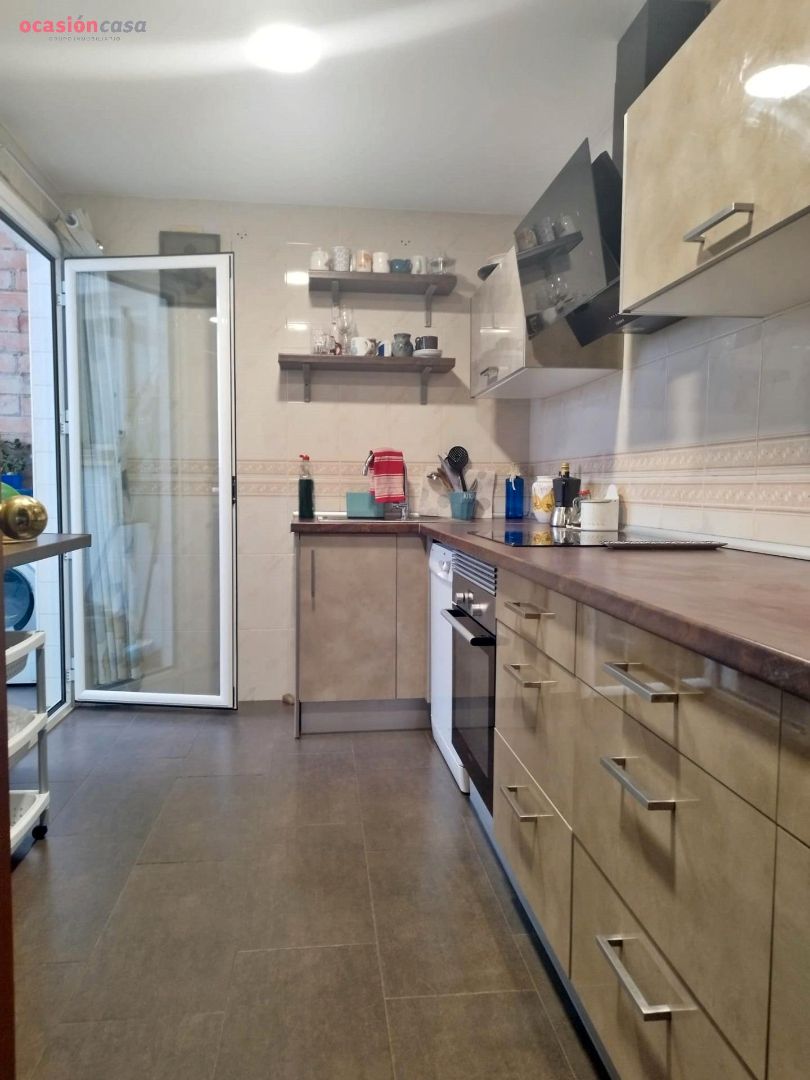 Kitchen of Flat for sale in  Córdoba Capital  with Air Conditioner, Heating and Terrace