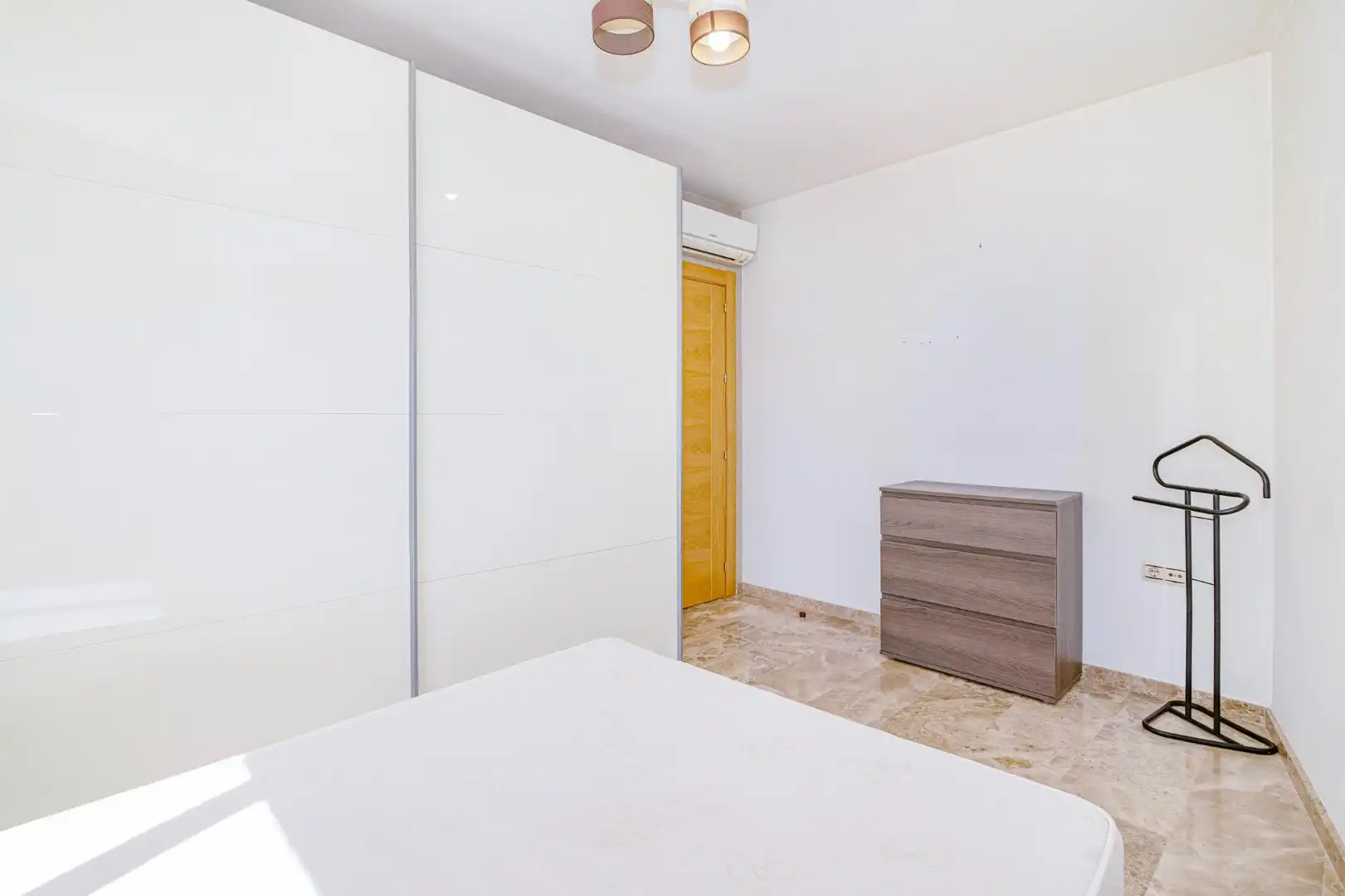 Piso en venta en Calle de los Colegios, Purchil