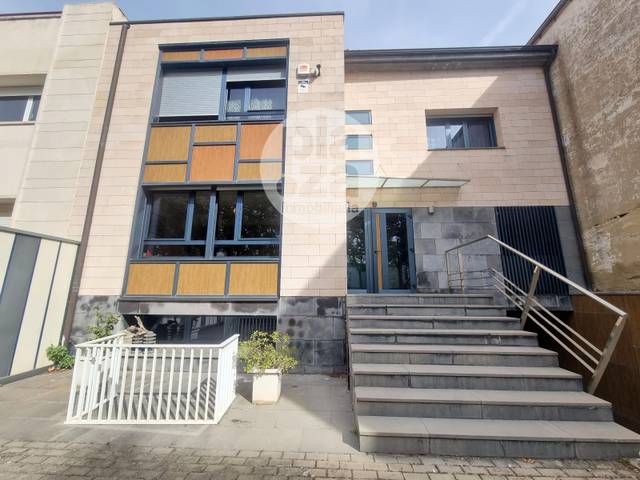 Casa-chalet en Venta en Villafranca en Barriada Militar 2 de Mayo - Capiscol