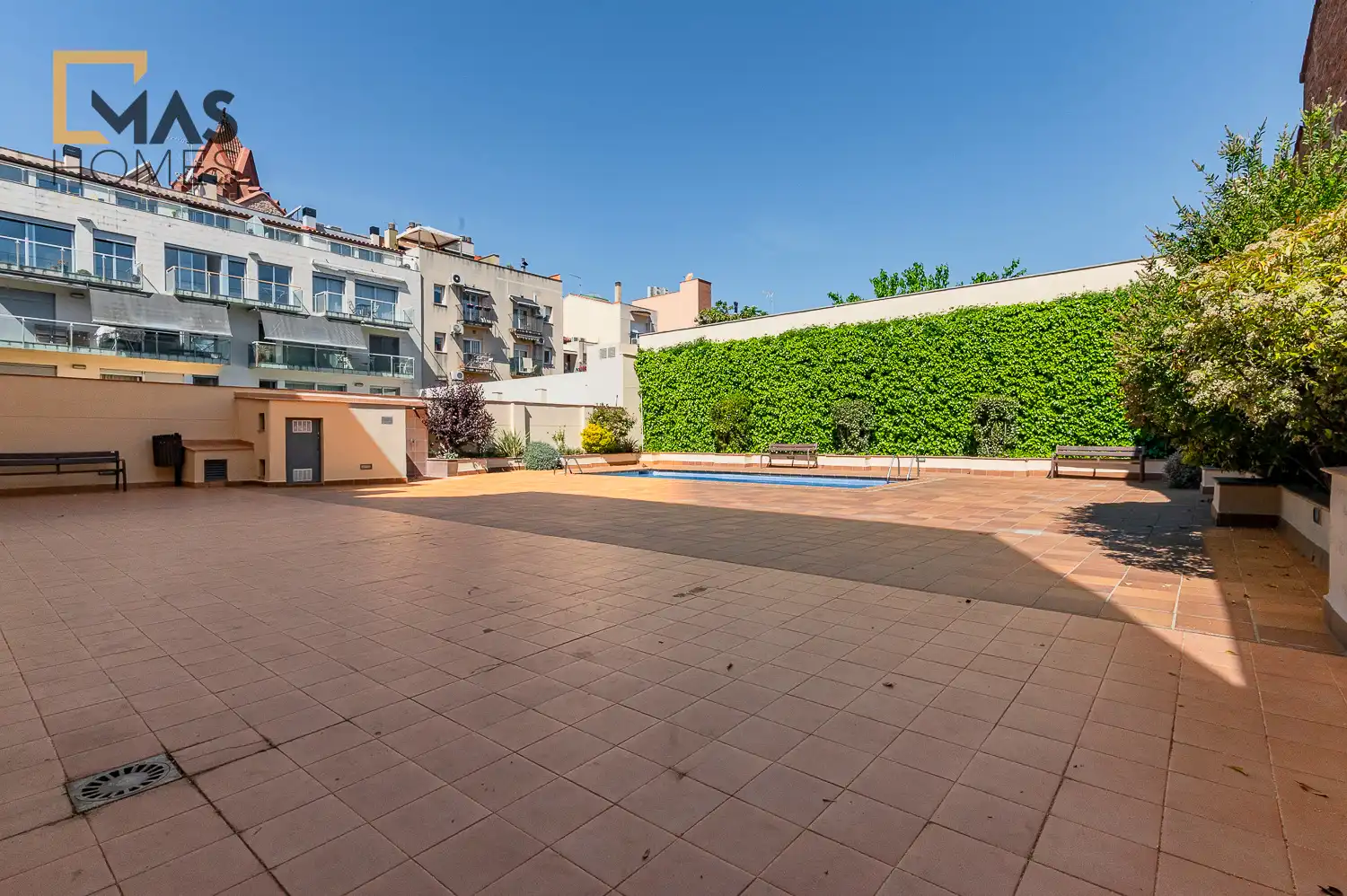 Ático con terraza en venta en Carrer de l'Escola Pia, imagen 47