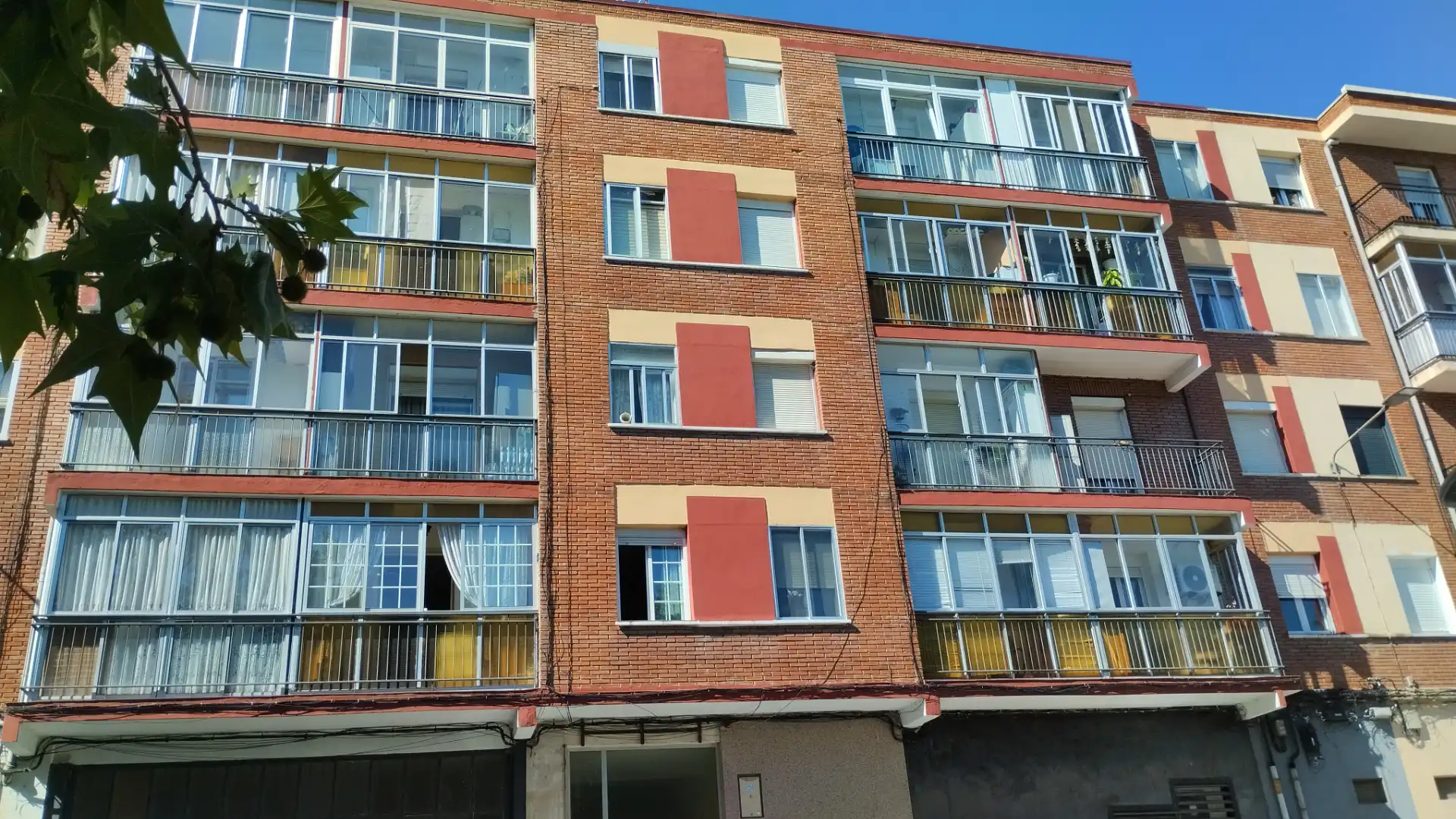 Vista exterior de Pis en venda en Valladolid amb Calefacció