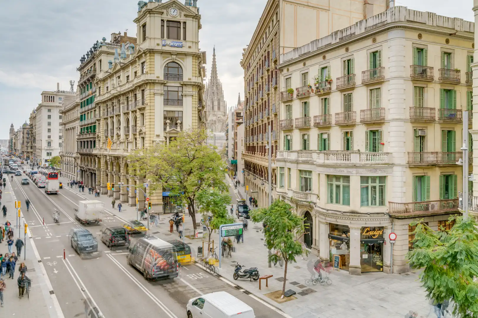 Vista exterior de Pis en venda en Barcelona amb Aire condicionat, Calefacció i Parquet