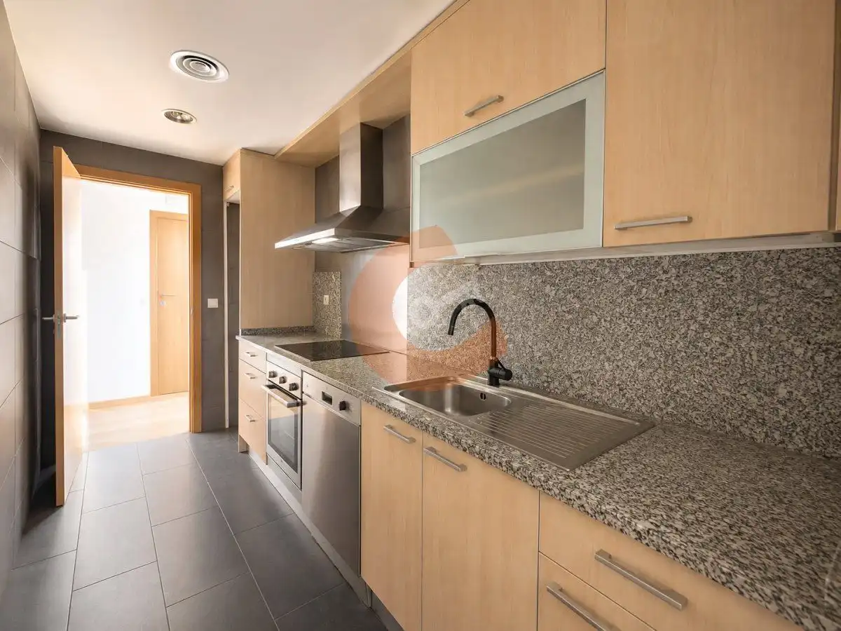 Kitchen of Flat for sale in El Vendrell  with Heating, Parquet flooring and Terrace