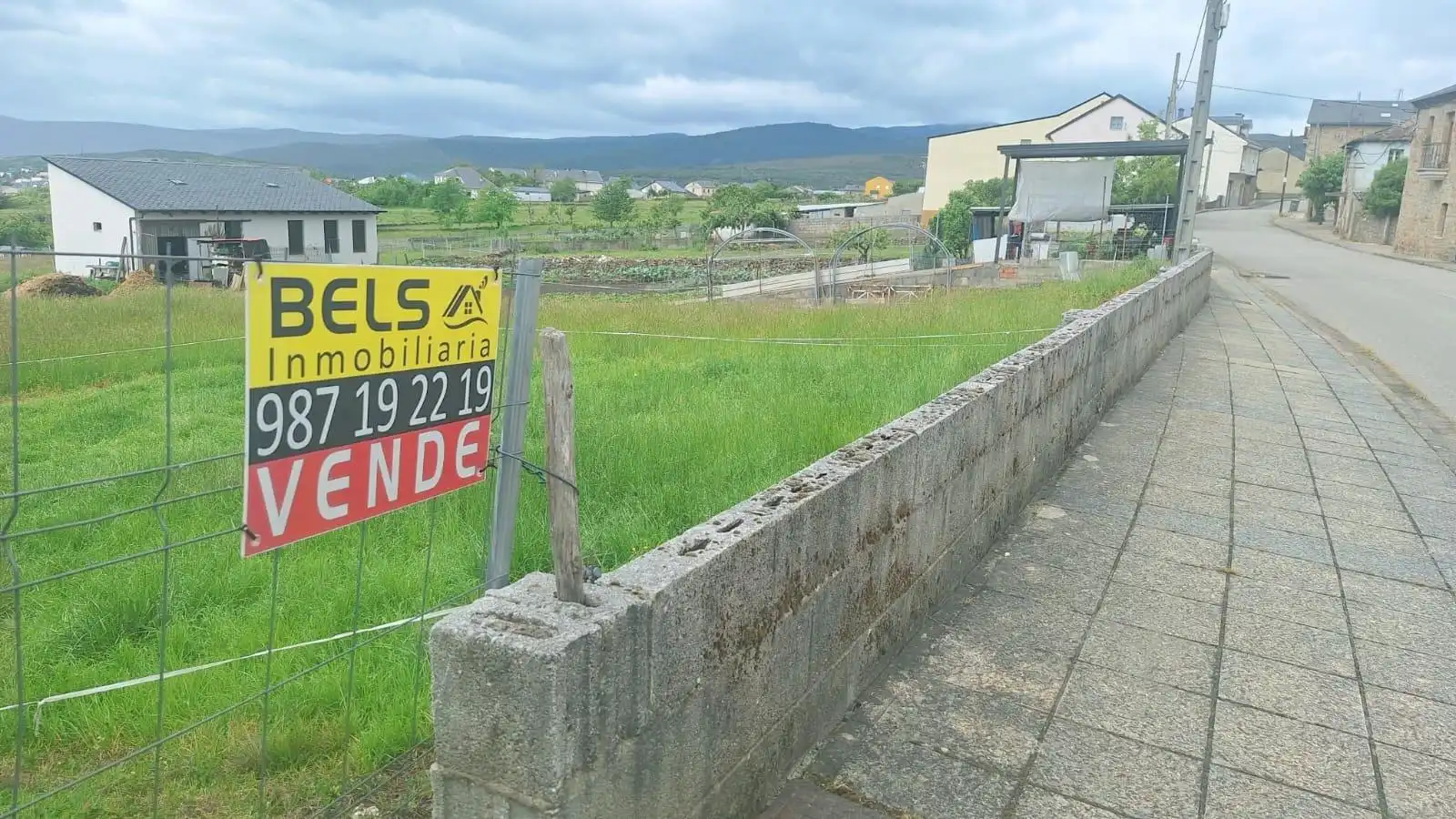Residential for sale in Fabero