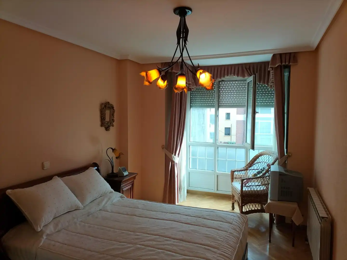 Piso en venta en Calle MANCORNADOR, Centro