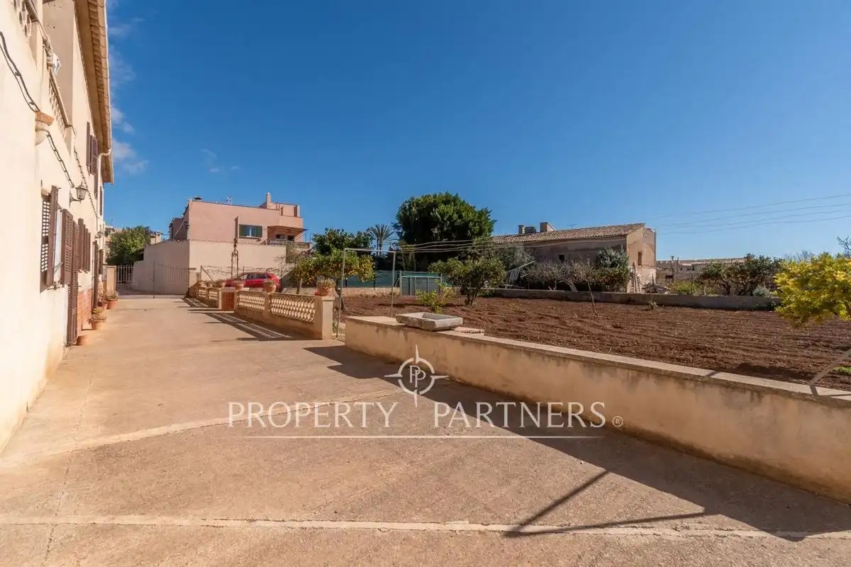 Vista exterior de Casa o xalet en venda en  Palma de Mallorca amb Aire condicionat, Calefacció i Jardí privat