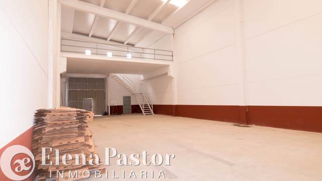 Nave industrial en Alquiler en Polígono N-89.R en Camí de Paterna - Lloma del Calderer