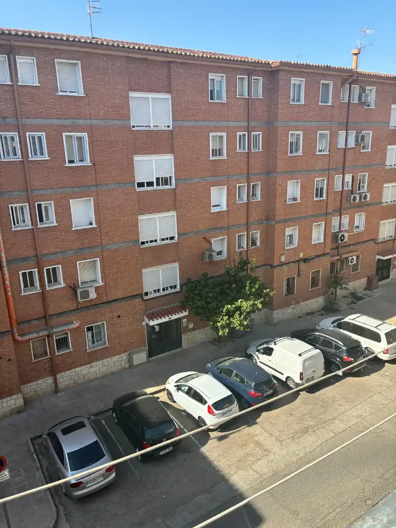 Exterior view of Flat for sale in Aranjuez  with Air Conditioner, Terrace and Storage room