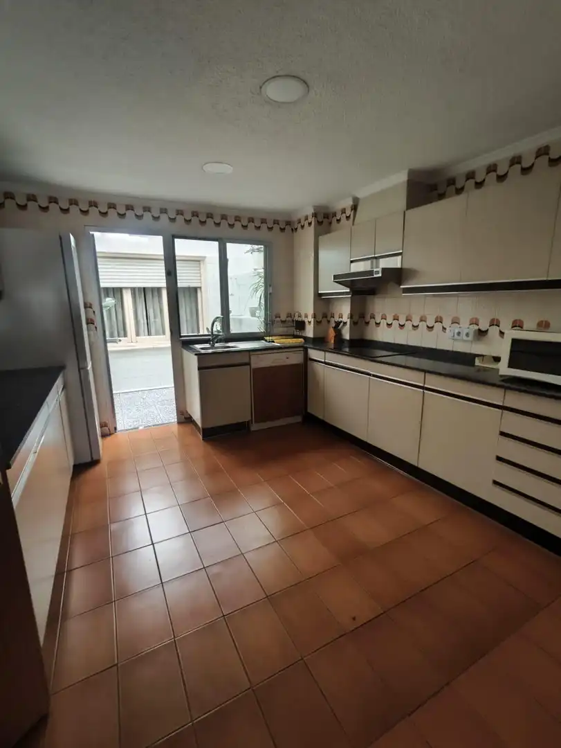 Kitchen of Flat for rent in Petrer  with Terrace, Storage room and Furnished