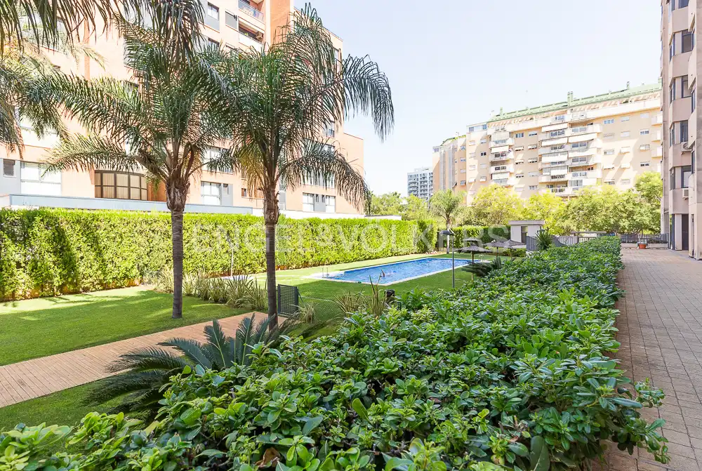 Jardí de Pis de lloguer en Valencia amb Aire condicionat, Calefacció i Terrassa