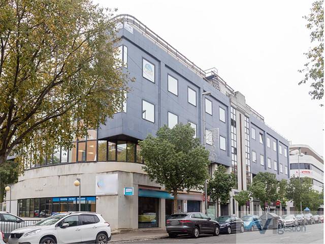 Oficina en Venta en  REINO UNIDO en El Cano - Los Bermejales