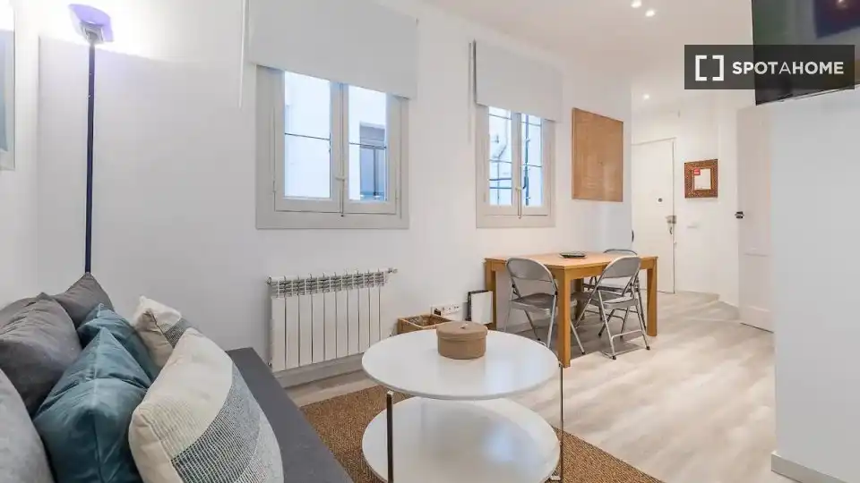 Wohnung zur Miete in Centro, imagen 2