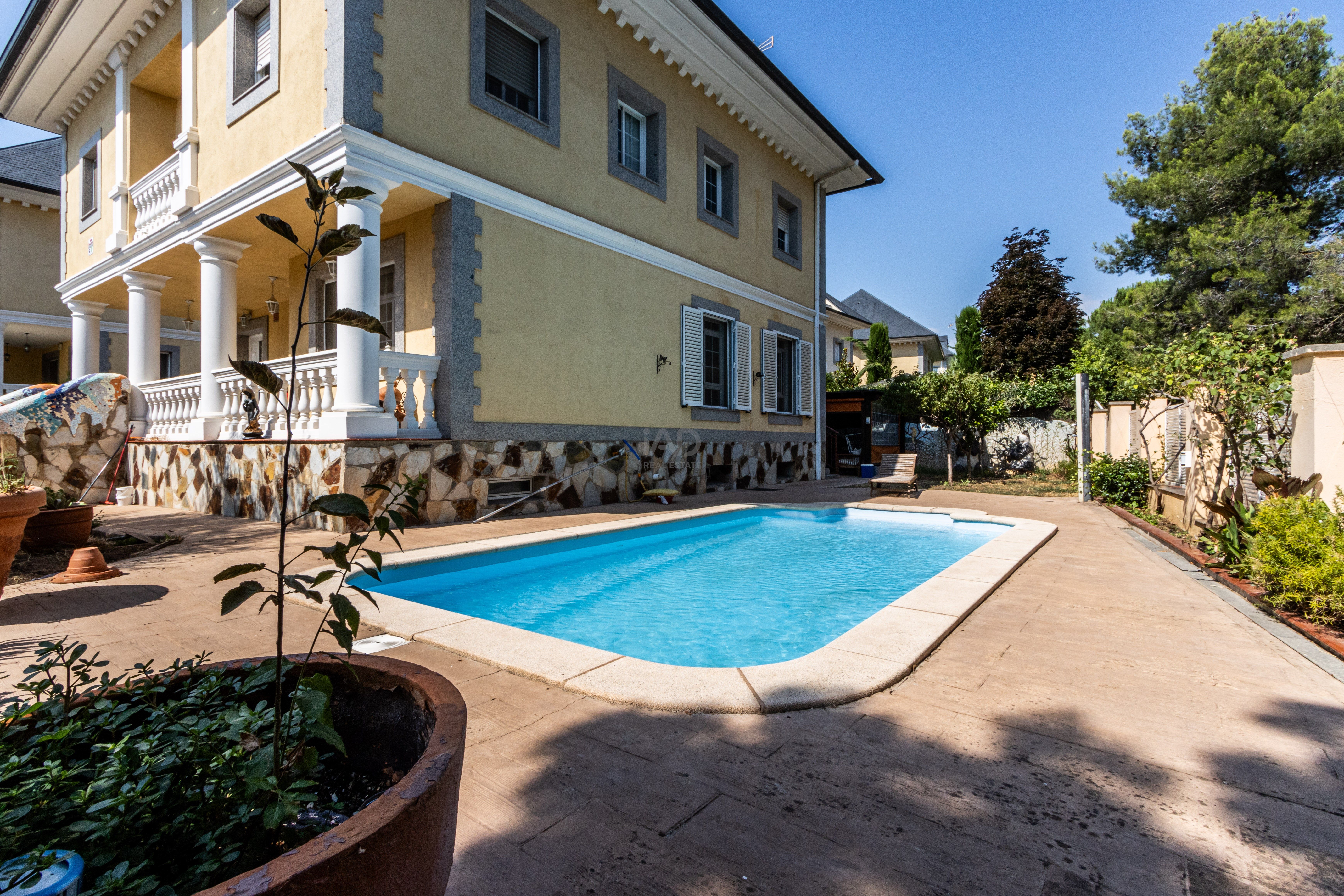 Swimming pool of House or chalet for sale in Sabadell  with Terrace and Swimming Pool