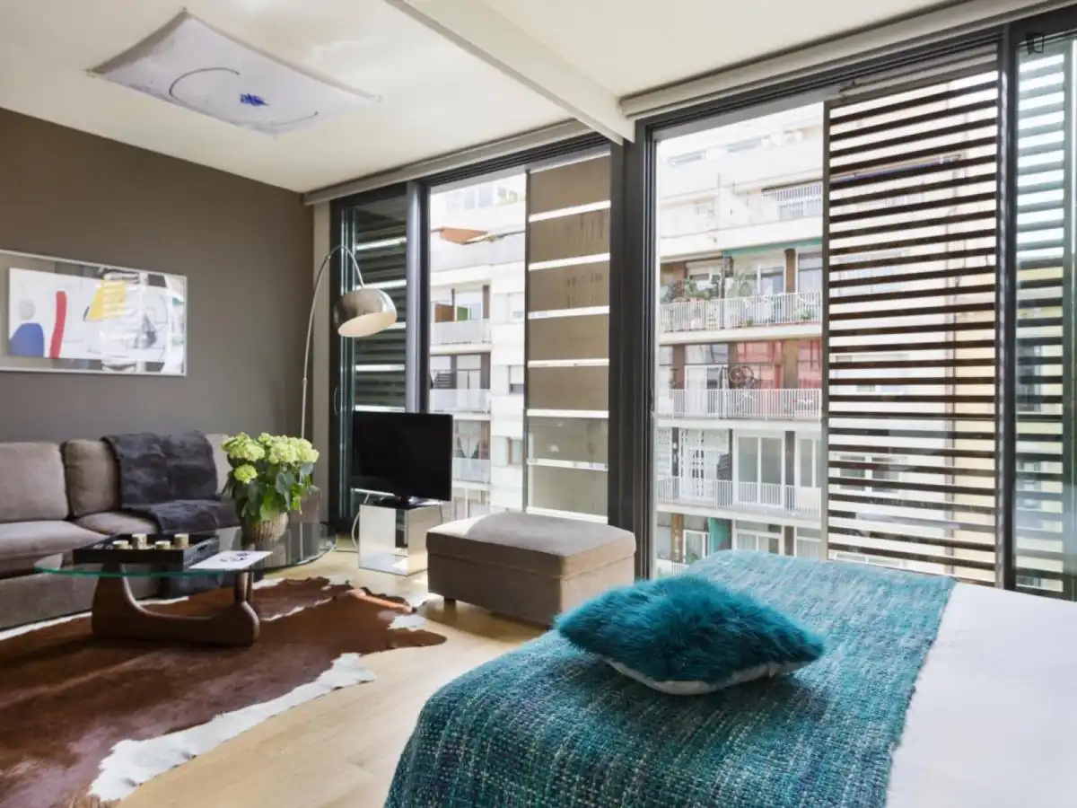 Apartamento con ascensor en alquiler en Eixample, imagen 2