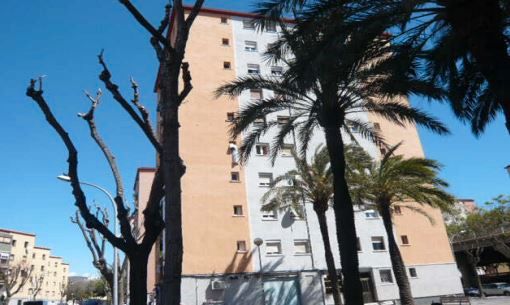 Vista exterior de Pis en venda en Santa Coloma de Gramenet