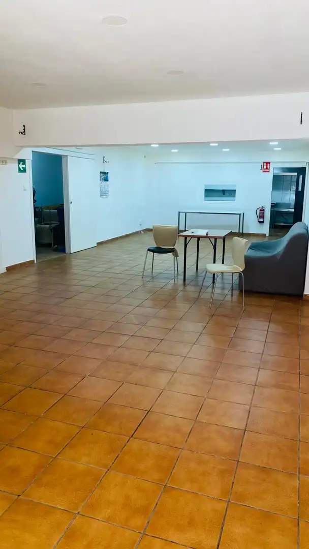 Gewerbefläche zur Miete in Carrer del General Palafox, imagen 2