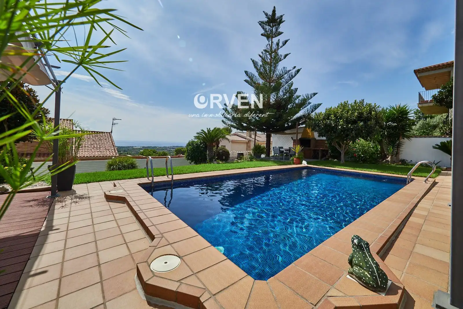 Villa avec piscine à vendre à Pau Casals