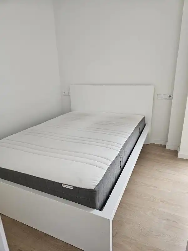 Habitación de Piso en venta en Valencia con Aire acondicionado, Calefacción y Terraza