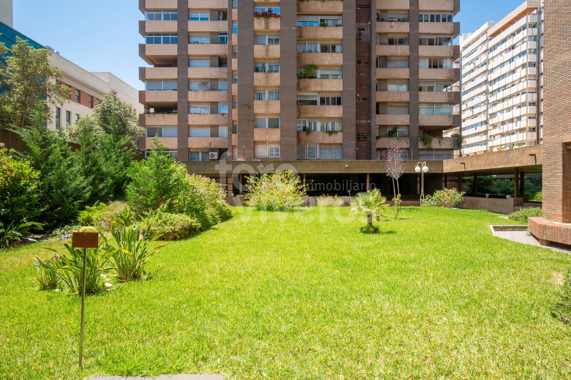 Jardí de Pis de lloguer en Mislata amb Parquet i Balcó