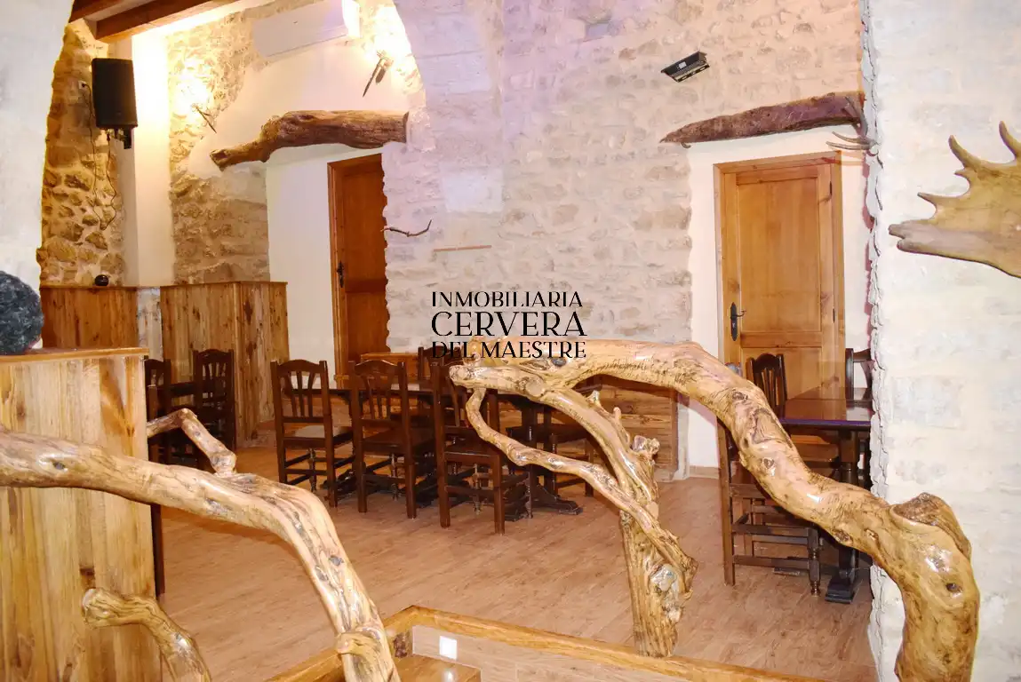 Local en venta en Cervera del Maestre