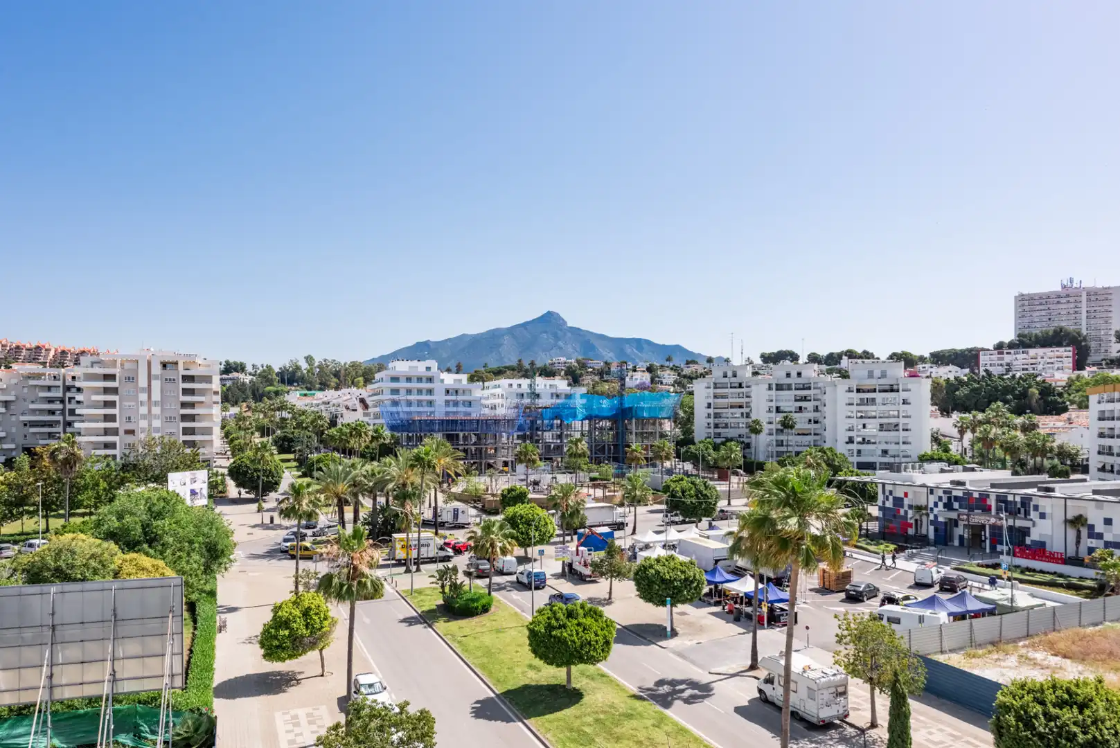 Apartament amb piscina en venda a Nueva Andalucía, imagen 2