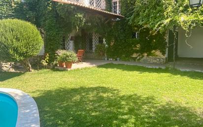 Garden of House or chalet for sale in  Córdoba Capital  with Air Conditioner, Heating and Private garden