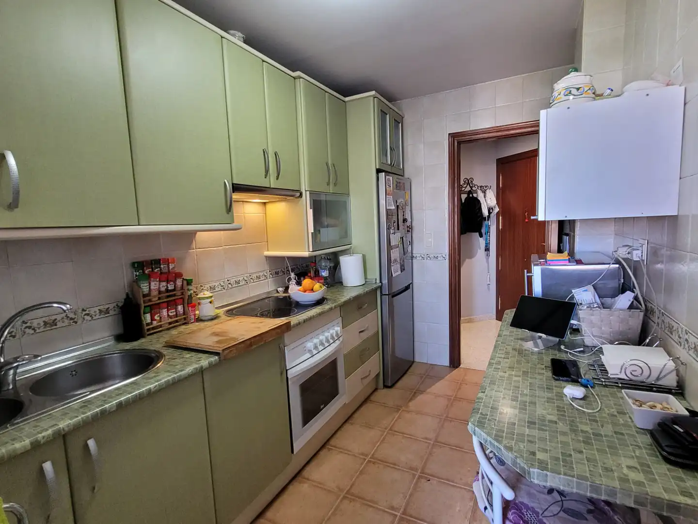 Kitchen of Flat for sale in Granada  with Air Conditioner, Heating and Storage room