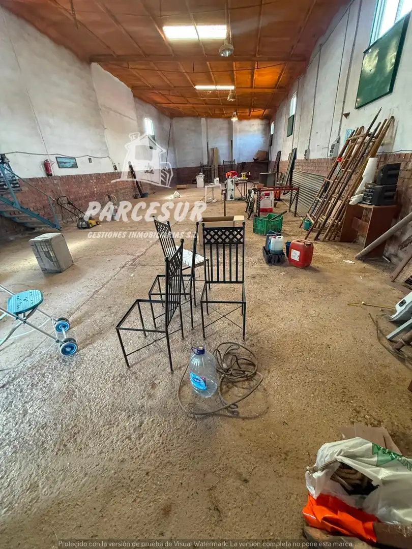 Fabrikhallen zur Miete in Córdoba
