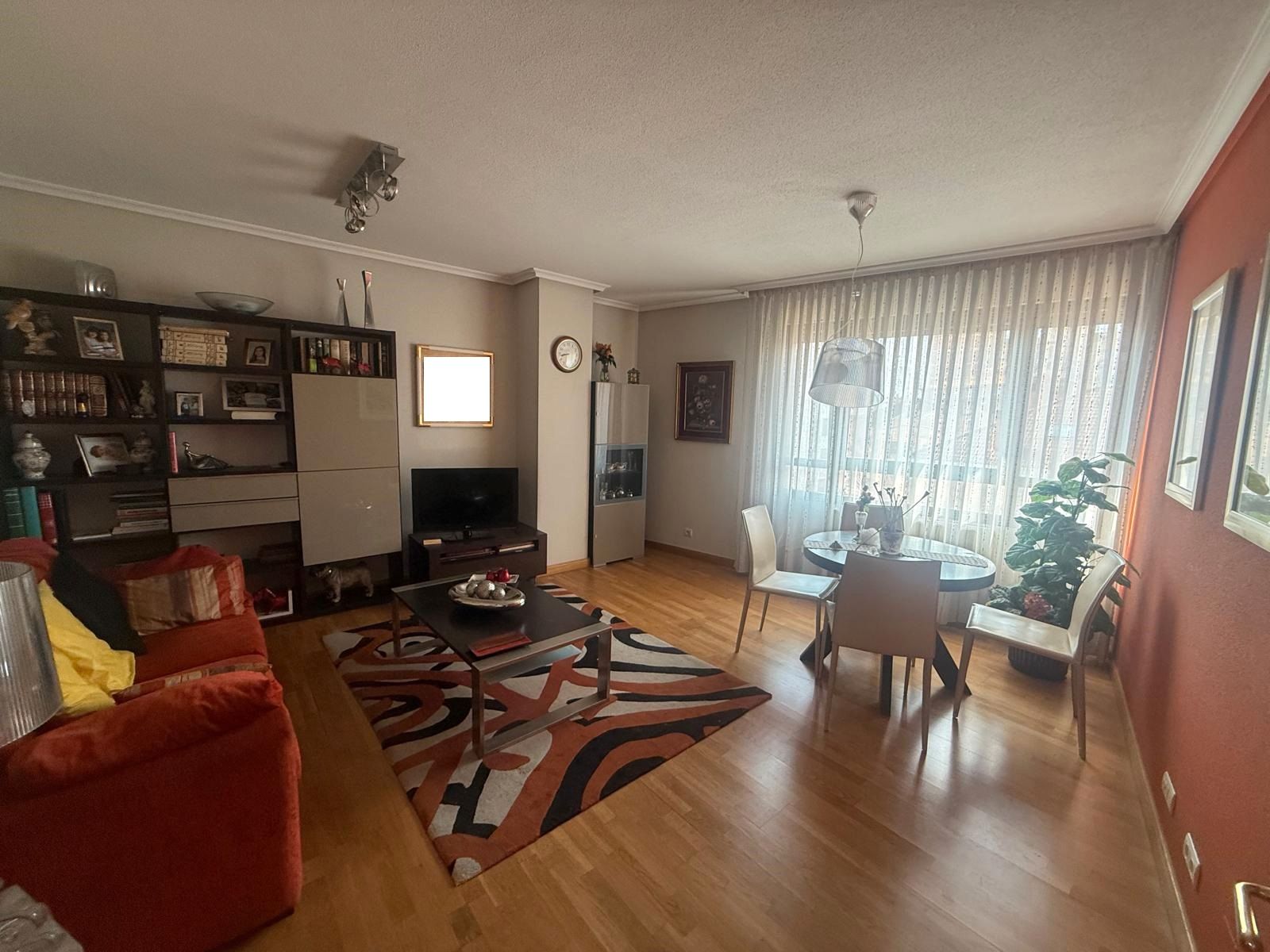 Living room of Apartment for sale in Burgos Capital  with Heating, Terrace and Storage room