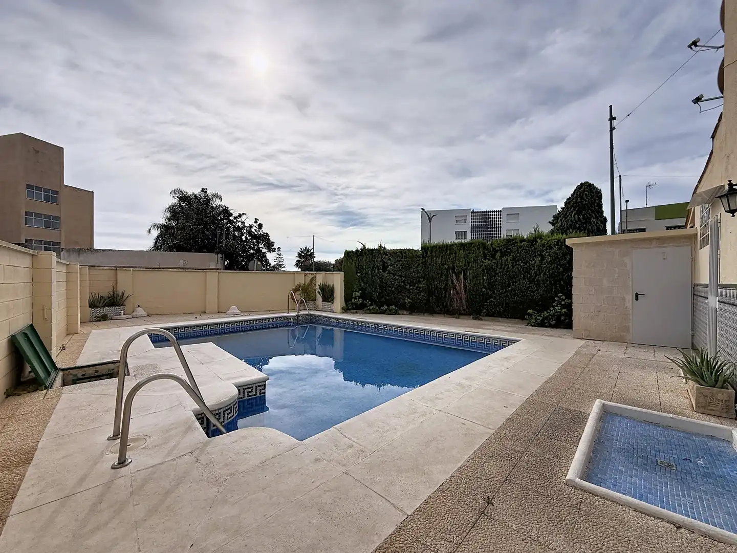 Piscina de Apartamento en venta en Los Álamos