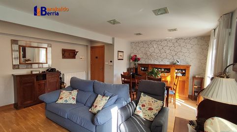 Foto 2 de Piso en venta en Bizkaia Kalea, Rontegui - Pormetxeta, Barakaldo