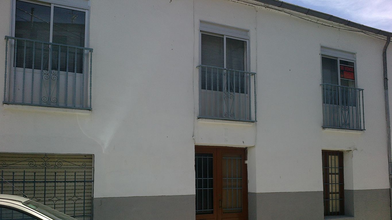 Exterior view of Country house for sale in Guijuelo  with Heating and Terrace