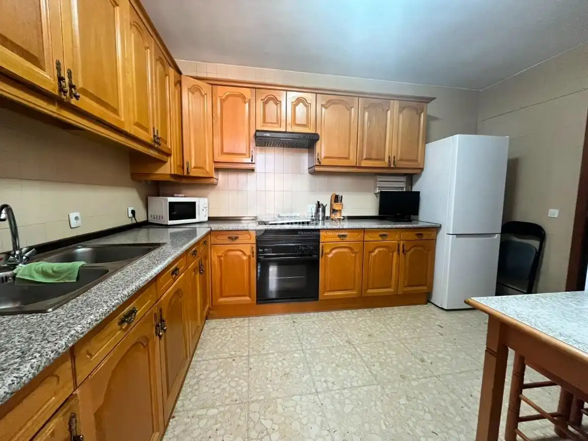 Cocina de Piso en venta en Alcalá de Henares con Aire acondicionado