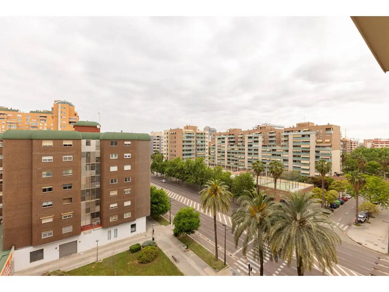 Vista exterior de Piso en venta en Valencia con Aire acondicionado y Terraza