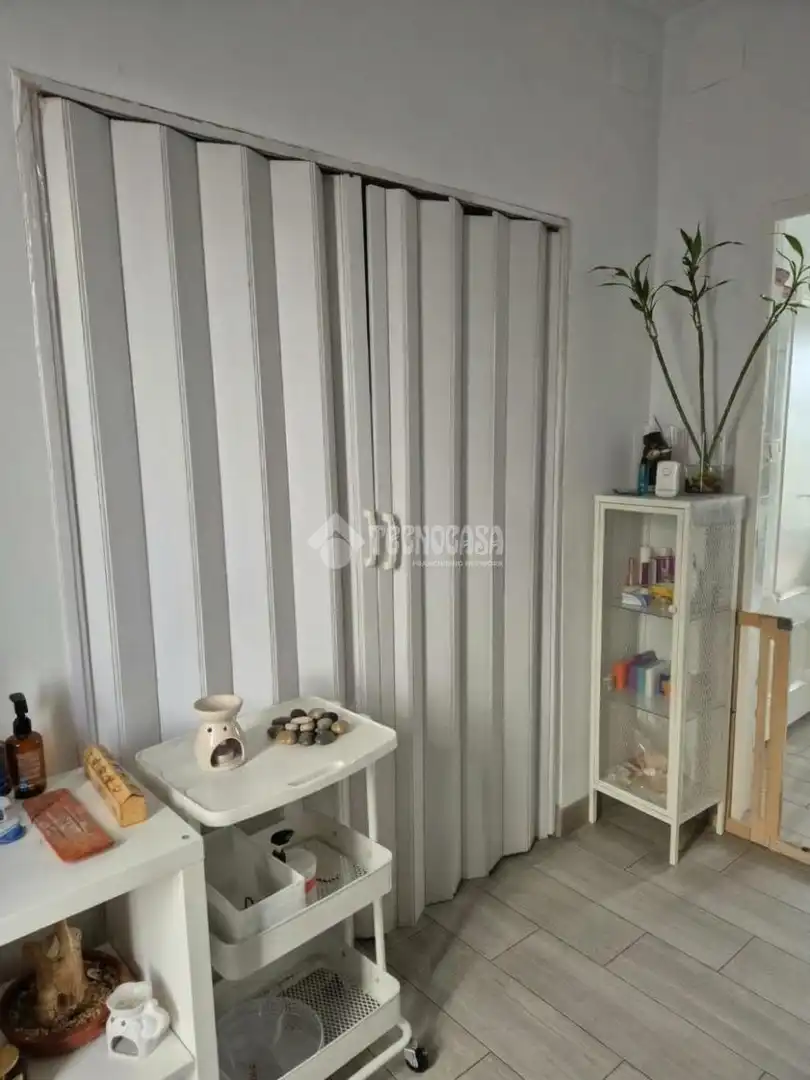 Dormitori de Casa o xalet en venda en Nervión