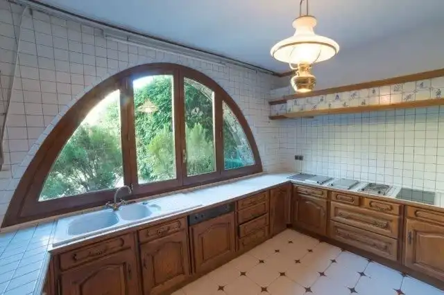 4-bedroom chalet seasonal rent in Escaldes-Engordany · 9 of 21