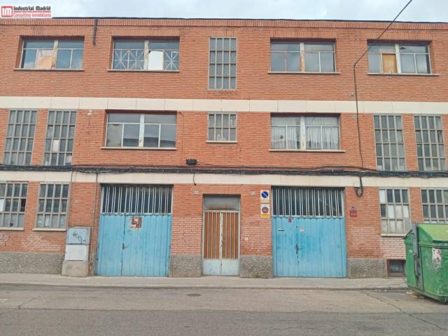 Nave industrial en Venta en Parque Cataluña