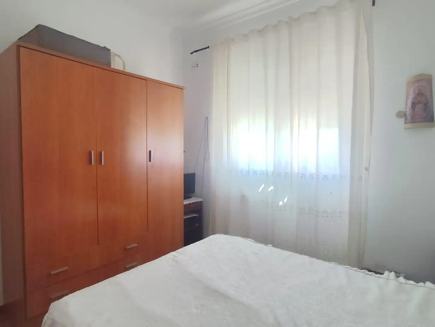 Habitación de Casa o chalet en venta en Carrión de los Céspedes con Aire acondicionado, Calefacción y Jardín privado