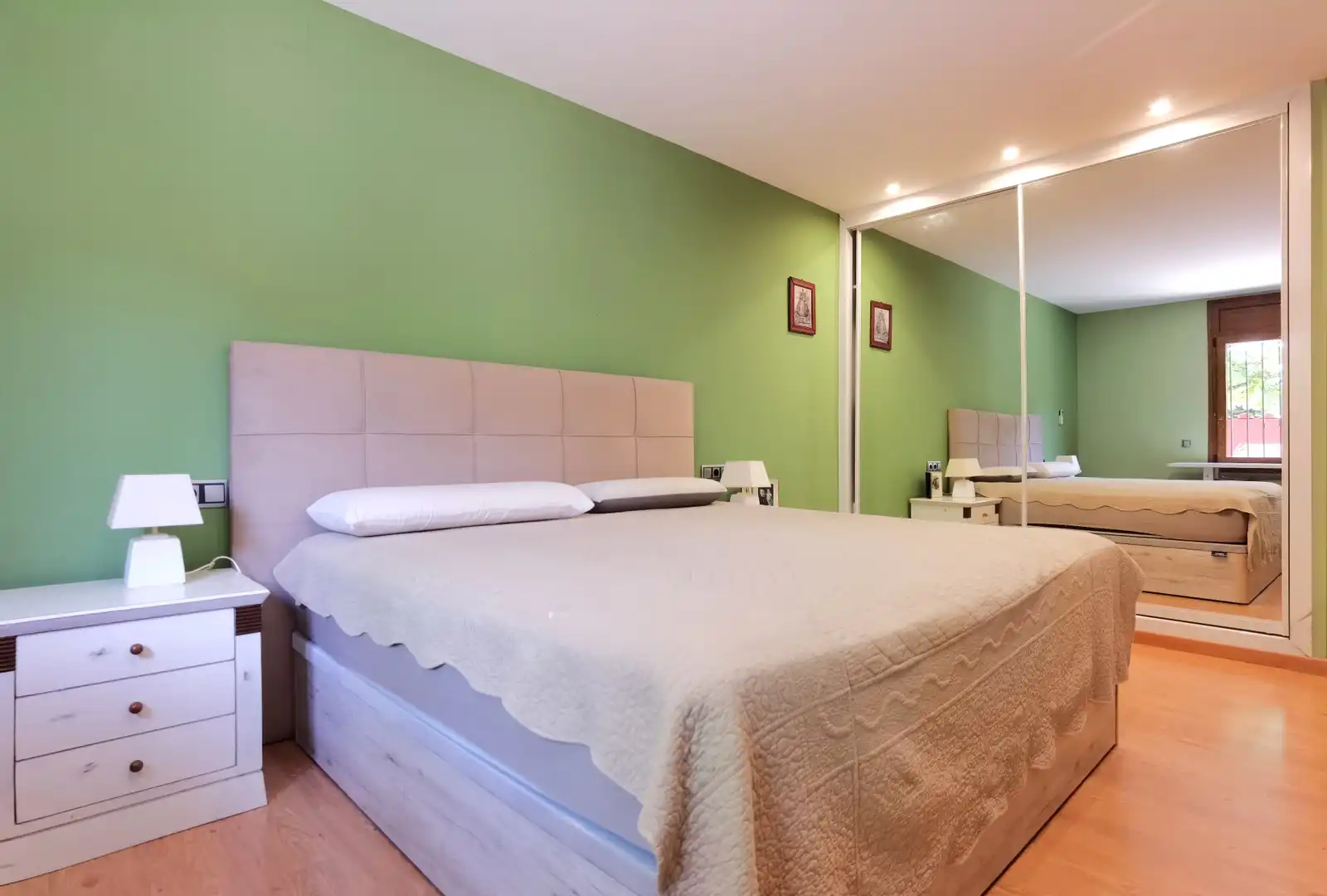 Habitación de Casa o chalet en venta en Empuriabrava con Aire acondicionado, Calefacción y Jardín privado